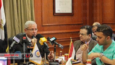 بالصور.. وزير التعليم العالي: الحرس الجامعي جزء من الأمن القومي