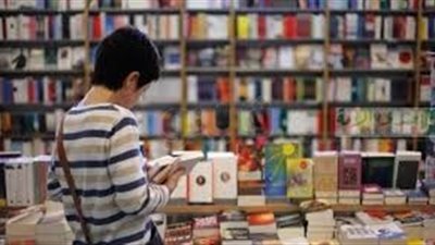 عرض مخطوطات نادرة في جناح الأزهر بمعرض القاهرة الدولي للكتاب