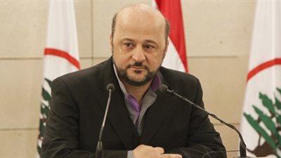 وزير الإعلام اللبناني يغادر السعودية