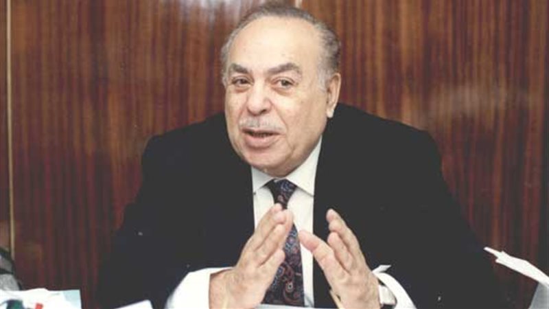 الدكتور عبد القادر