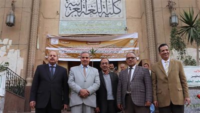 أبرزها الهواتف واللبس غير اللائق.. جامعة الأزهر تعلن محظورات لجان الامتحانات