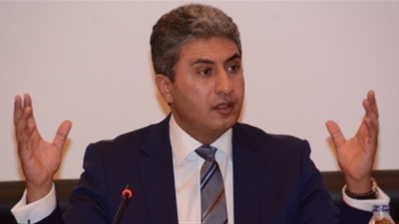 وزير الطيران المدنى