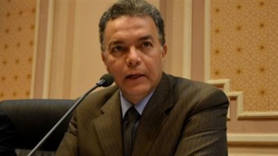 وزير النقل: صيانة 81 جرارا.. وتصنيع 300 عربة قطار قريبا