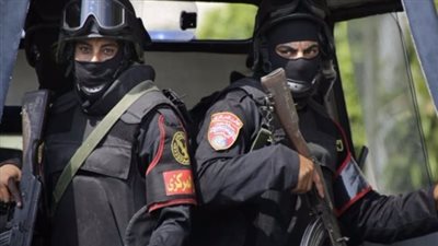 سقوط تاجر مخدرات بعد تبادل إطلاق النار مع الشرطة بالشيخ زايد