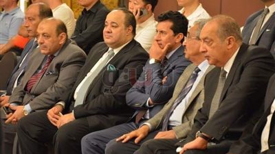 وزير الرياضة يشهد افتتاح أول بطولة عالم للبلياردو بالقاهرة (صور)