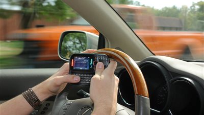 دراسة: المحمول سبب ارتفاع الحوادث والإصابة بالزهايمر