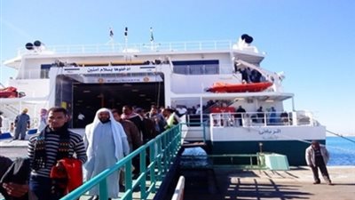 565 راكبا بميناء نويبع بينهم 84 معتمرا