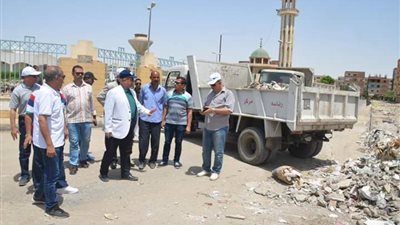 محافظ الإسماعيلية يترأس حملة نظافة