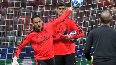 كورتوا يعود لدكة بدلاء ريـال مدريد في دوري أبطال أوروبا