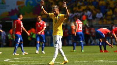 15 دقيقة: التعادل السلبي يخيم على موقعة البرازيل وتشيلي