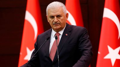 رئيس الوزراء التركي يتعهد بتعويض المتضررين من عملية عفرين