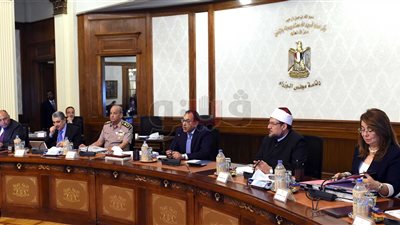 الحكومة توافق على مشروع قانون تنظيم استخدام الدفع غير النقدي