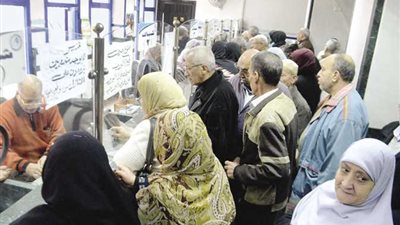 «التضامن» تبدأ زيادة المعاشات بنسبة 15% لـ 9 ملايين مواطن.. تدشين غرفة عمليات مركزية برئاسة الوزيرة لتذليل العقبات.. وننشر منافذ التأمينات لصرف المقررات بالقاهرة والجيزة