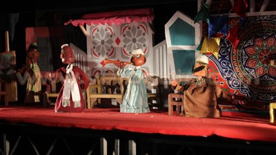 بالفيديو والصور.. عرض الليلة الكبيرة ببيت القاضي في شارع المعز