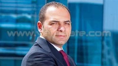 «أبو السعد»: استفادة البورصة من ارتفاع الدولار مرهون بـ«المركزي»