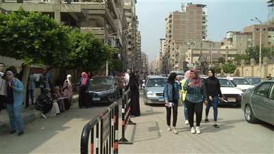 القلق يسيطر على طلاب الثانوية في الدقهلية قبل بدء الامتحان (فيديو)