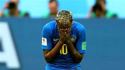 نيمار يكشف سر بكائه بعد مباراة البرازيل وكوستاريكا