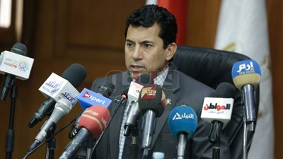 وزير الشباب والرياضة يعقد مؤتمرا بعنوان «المجد لقارتنا السمراء» (صور)