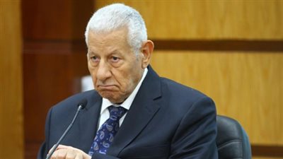 مكرم محمد أحمد: الإخوان قذفوني بالطوب بسبب دخولي السينما