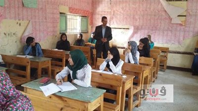 بالصور.. بدء امتحان «البوكليت» للثانوية العامة في بني سويف