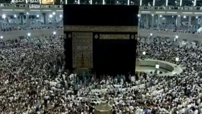 بث مباشر.. صلاة الفجر من الحرم المكي