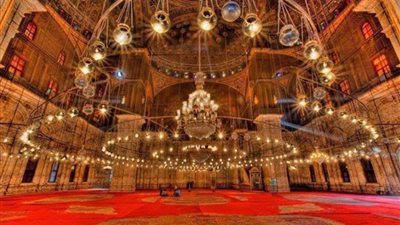 تفاصيل ترميم السجاد الأثري بمسجد محمد علي في القلعة