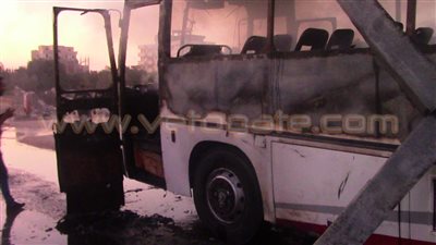 ننشر تفاصيل احتراق أتوبيس سياحي بشارع علم الروم في «مطروح».. مصدر أمني: ماس كهربائي أشعل النيران.. خزان الغاز سبب الانفجار.. السائق كان نائما.. لا خسائر في الأرواح.. وحالة من الفزع تنتاب الأ