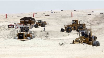 مليون فلاح في حفر قناة السويس