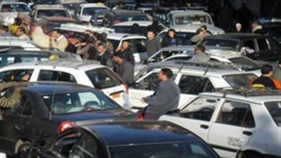 إقبال كثيف على الأسواق يتسبب في أزمة مرورية بدمياط