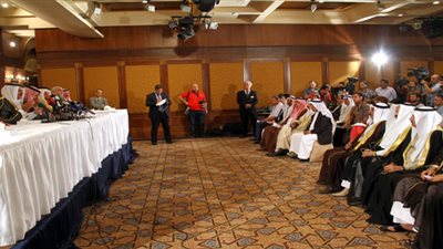 «الإندبندنت»: اجتماع سري للقبائل السورية في جنيف