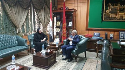 محافظ بورسعيد يستقبل رئيس جهاز تنمية المشروعات (صور)