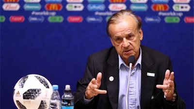 مدرب نيجيريا: مواجهة الأرجنتين بمثابة نهائي كأس العالم