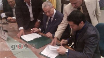 المقاولون يوقع عقود التوأمة مع أكاديمية أندرلخت