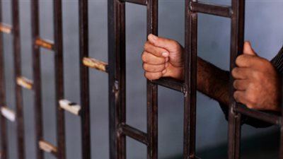 حبس المتهم بالنصب على المواطنين راغبي استخراج بطاقات التموين بحلوان