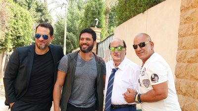 شاهد أولى صور كواليس حسن الرداد مع أبطال «عقدة الخواجة»