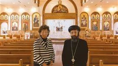 ممثلة رئيس وزراء بريطانيا تزور المركز القبطي بلندن