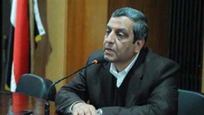 في سابقة تاريخية «حبس نقيب الصحفيين».. جنح قصر النيل تقضي بحبس «قلاش والبلشي وعبد الرحيم» سنتين مع الشغل.. النيابة اتهمت النقيب بإيواء مطلوبين أمنيا.. والحكم صدر بعد التأجيل