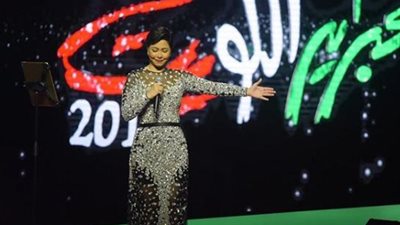 شيرين عبد الوهاب تتألق في حفل فبراير بالكويت (فيديو صور)
