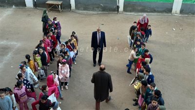 مدارس الغربية تستقبل طلاب الصف الثالث الابتدائي لبدء امتحانات نصف العا م | فيديو وصور