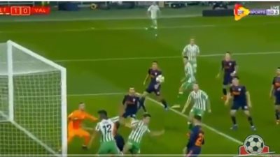 فالنسيا يقلب الطاولة على ريـال بيتيس بذهاب نصف نهائي كأس إسبانيا (فيديو)