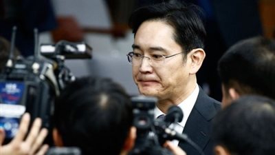 مخاوف من تأثير حبس رئيس سامسونج على الاقتصاد الكوري