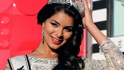 ملكة جمال أمريكا تتحول من الإسلام للمسيحية