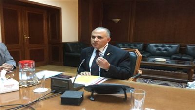 وزير الري: 8 ملايين جنيه تكلفة تطهير فرع رشيد سنويا
