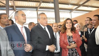 محافظ الجيزة ونائب وزير الإسكان يفتتحان «سوق الكونيسة» الحضارى