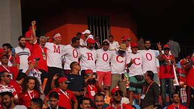 دعم ومؤازرة مصرية جزائرية للمغرب في مباراة جنوب أفريقيا بملعب السلام (صور)