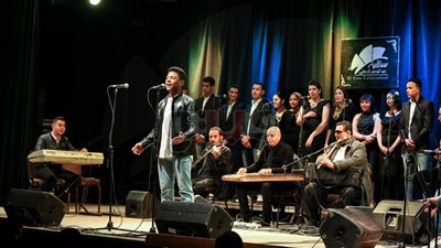 «ريجا كايرو» تبدع في سهرة غنائية بساقية الصاوي (صور)