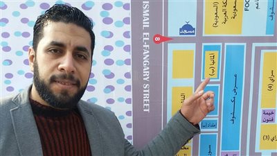 محمد غنيم يحلق في معرض الكتاب بـ «الدليل المهني للمصحح اللغوي»