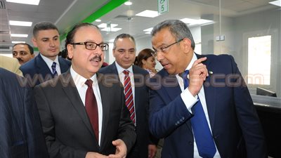 وزير الاتصالات يفتتح مكتب بريد السرايا بالإسكندرية بعد تطويره