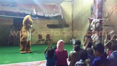 بالصور.. «السيرة الهلالية» تمزج تراثيات الصعيد بالجمالية في شارع المعز