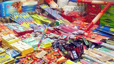 ضبط 2960 صاروخ ألعاب نارية محظور بيعها في المنوفية